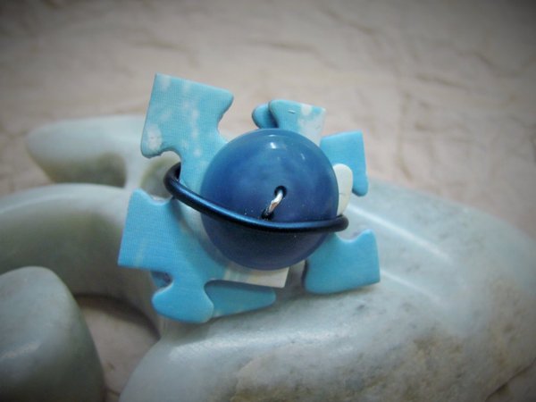 RING upcycling, blau, PUZZLE/KNOPF. handmade, Einzelstück